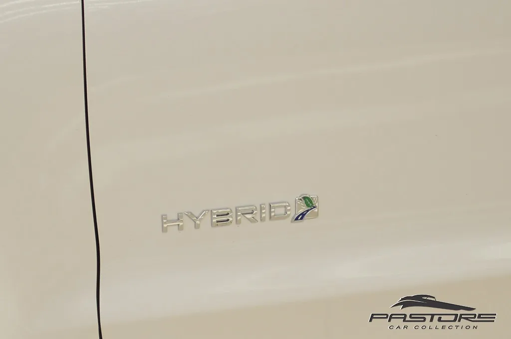 Ford Fusion Titanium Hybrid