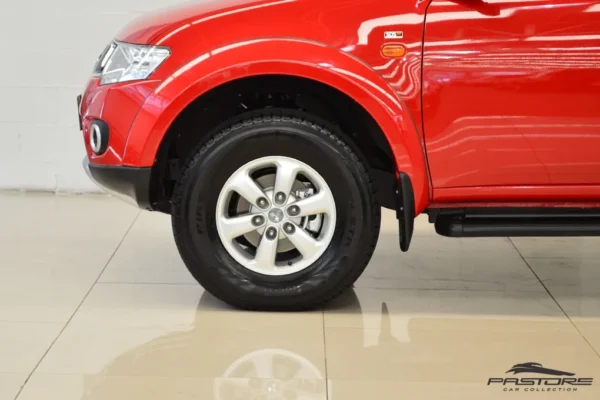 Mitsubishi L200 Triton 3.2D AT