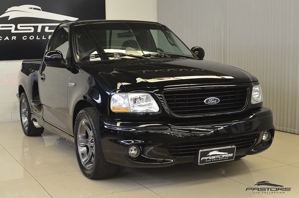 Ford F-150 SVT Lightning