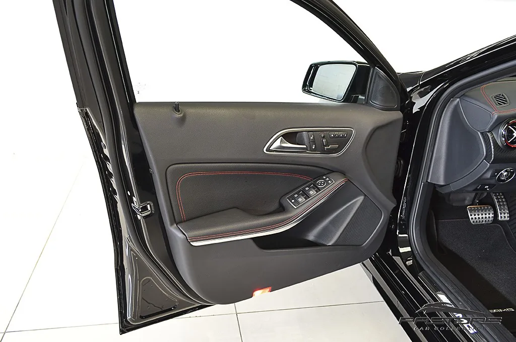 Mercedes-Benz A45 AMG