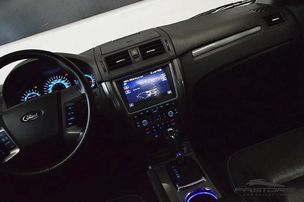 Ford Fusion V6 FWD