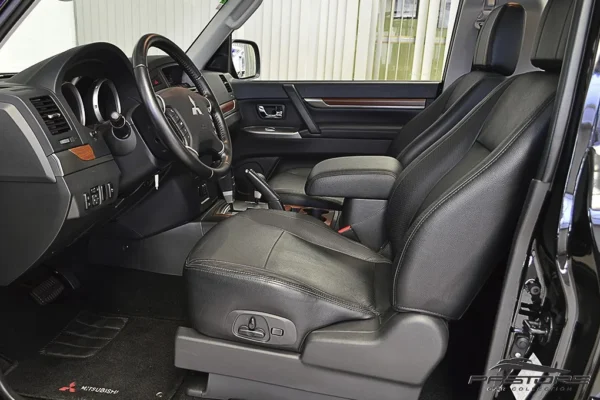 Mitsubishi Pajero Full 3D