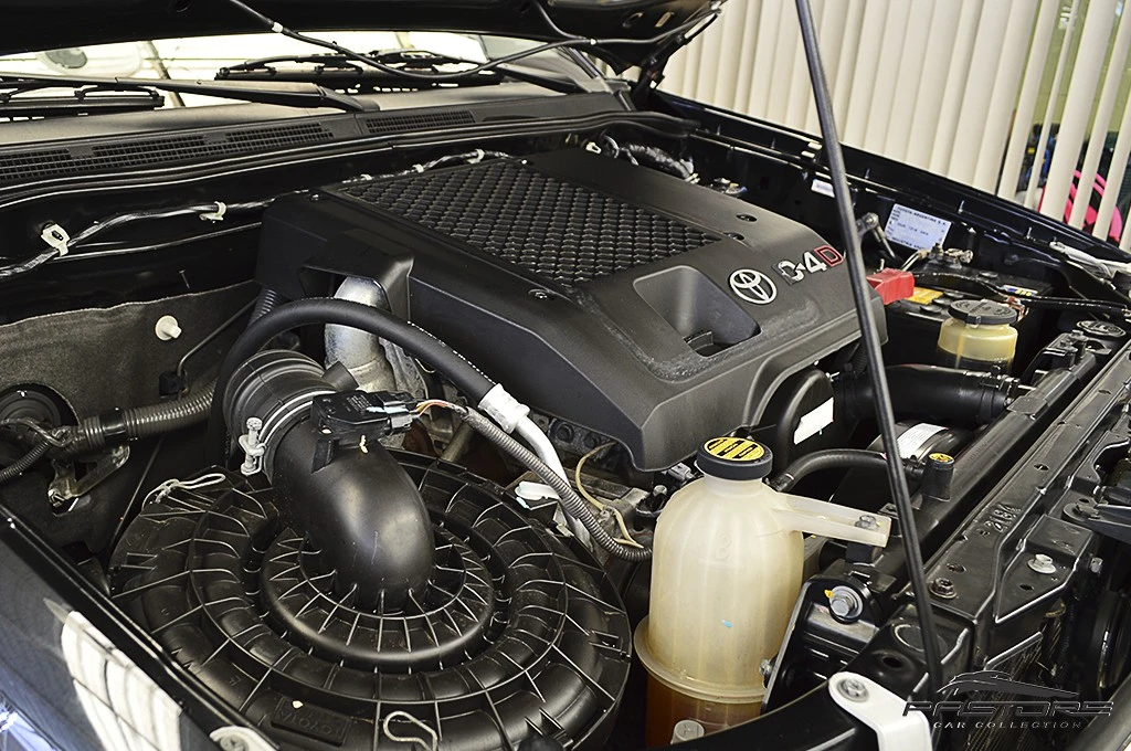 Toyota Hilux SW4 SRV 3.0 D-4D