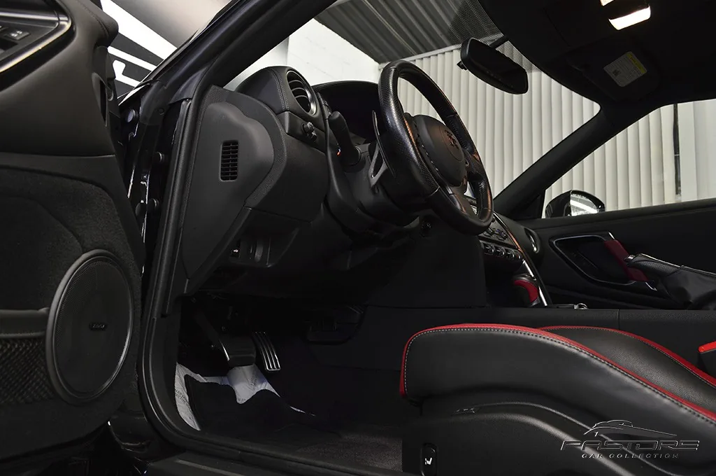 Nissan GT-R Black Edition