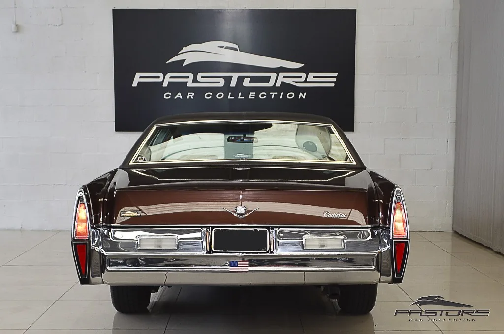 Cadillac Sedan De Ville