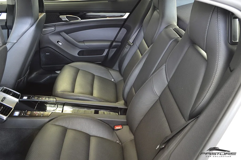 Porsche Panamera S