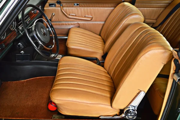 Mercedes-Benz 250CE Automatic