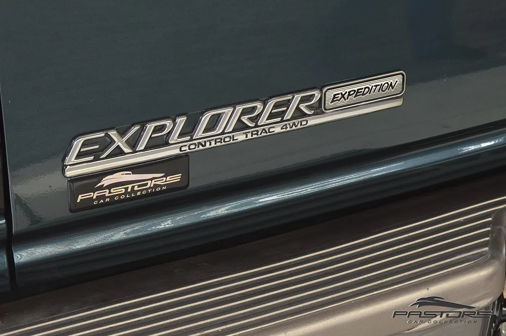 Ford Explorer Expedition XL 4WD