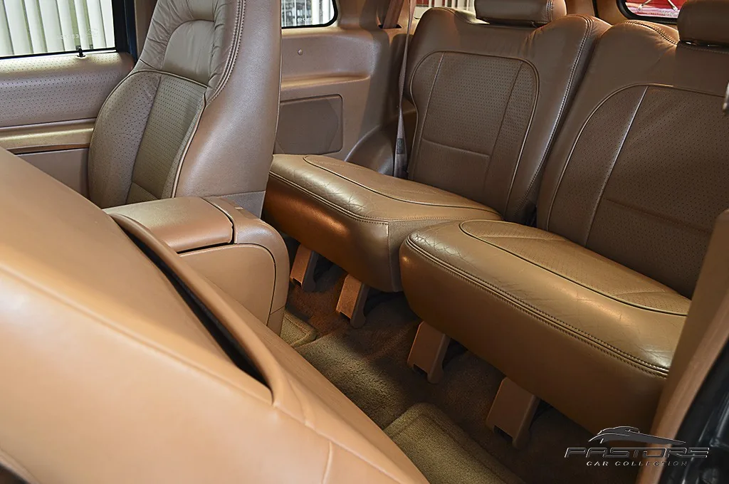 Ford Explorer Expedition XL 4WD