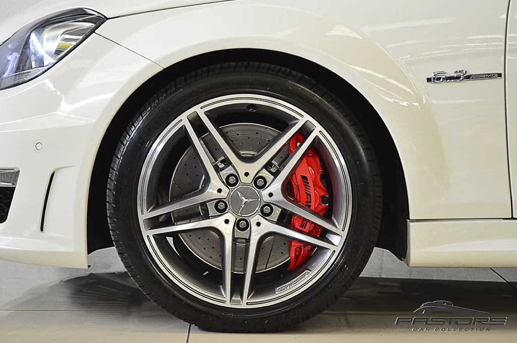 Mercedes-Benz C63 AMG Coupé