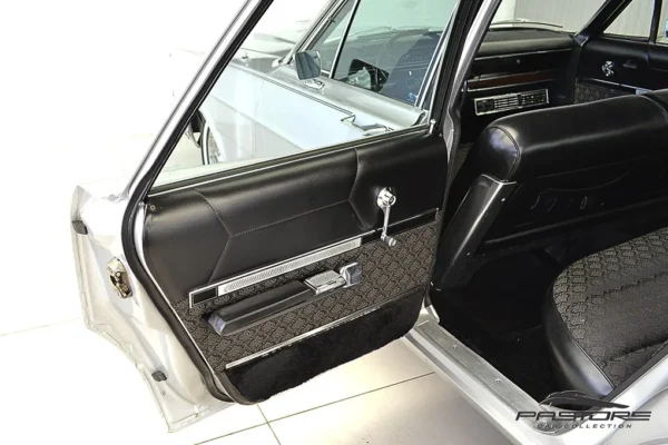 Ford Galaxie Landau