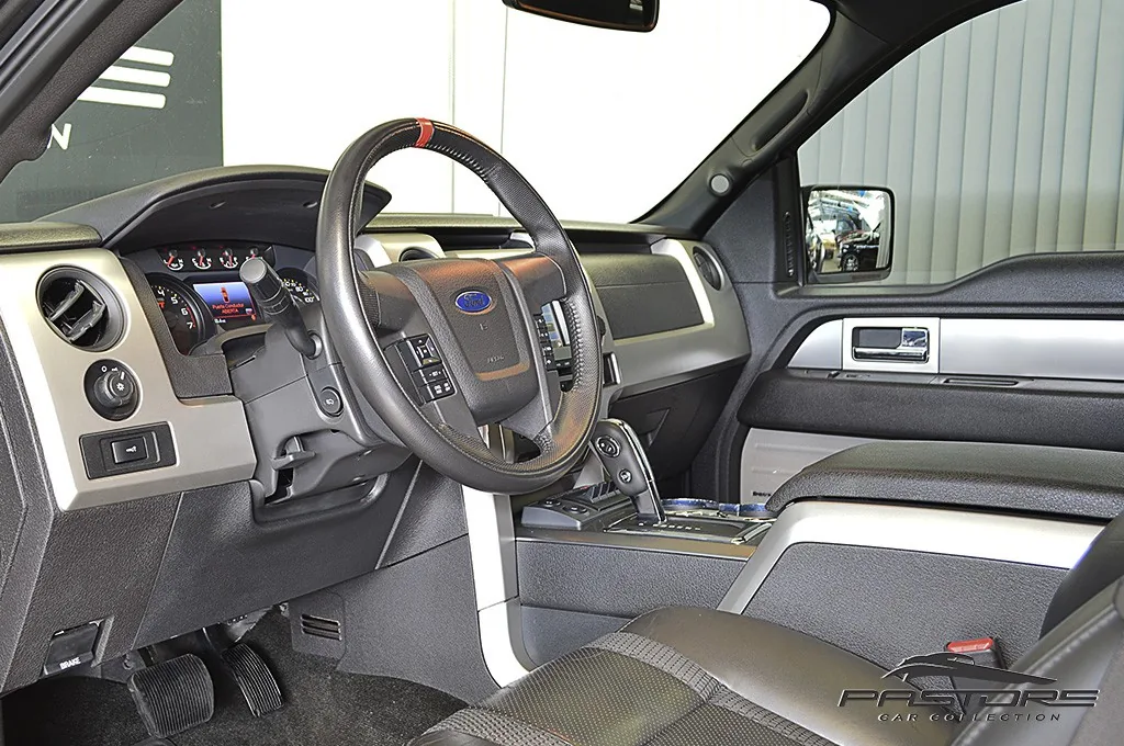Ford F-150 SVT Raptor