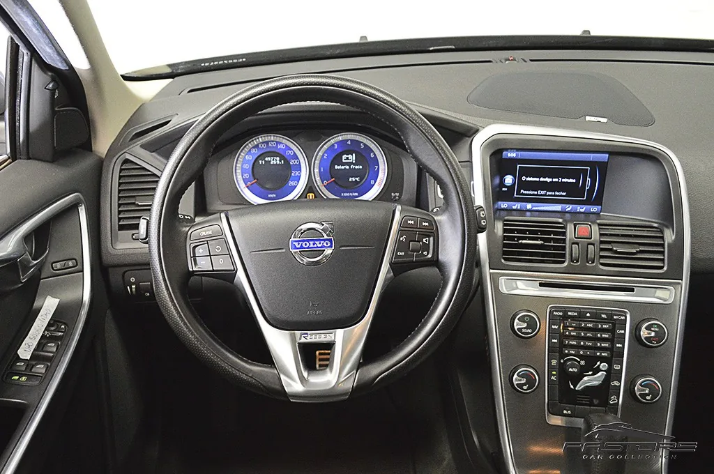 Volvo XC60 T6 R-Design