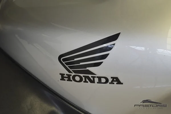 Honda CBR 1100XX Super Blackbird