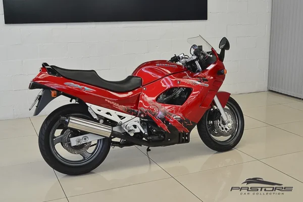 Suzuki GSX750 F