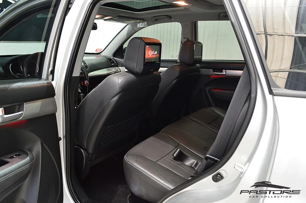 Kia Sorento EX V6