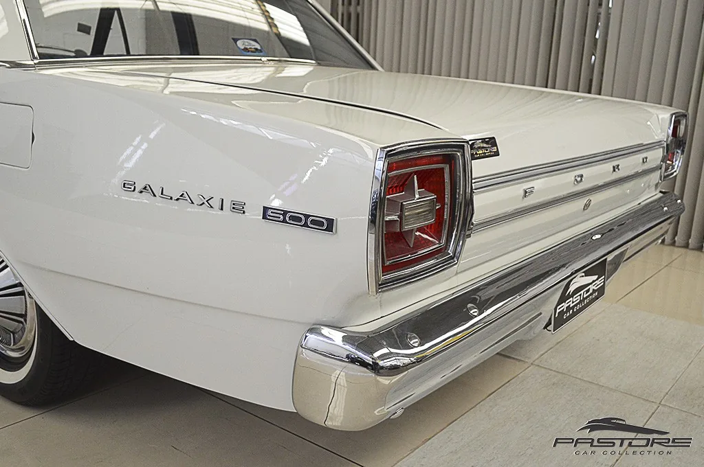 Ford Galaxie 500
