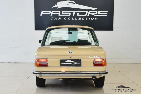 BMW 1502