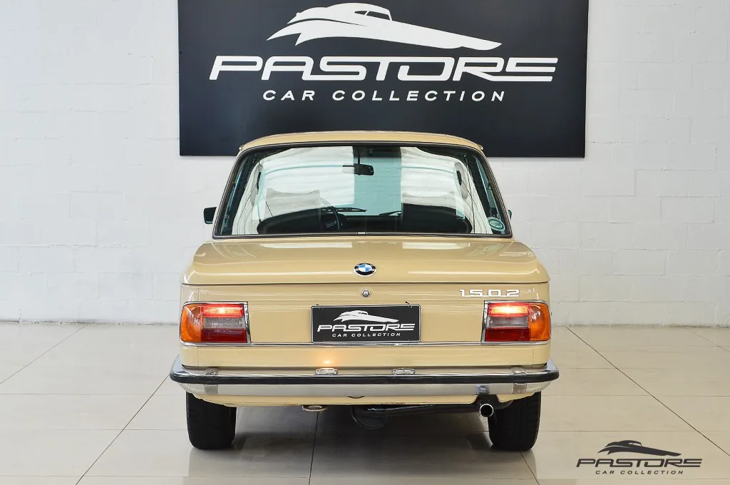 BMW 1502