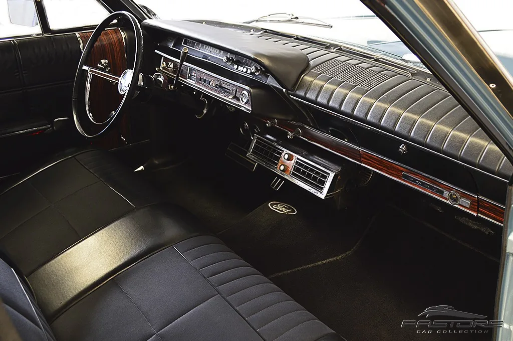 Ford Galaxie LTD