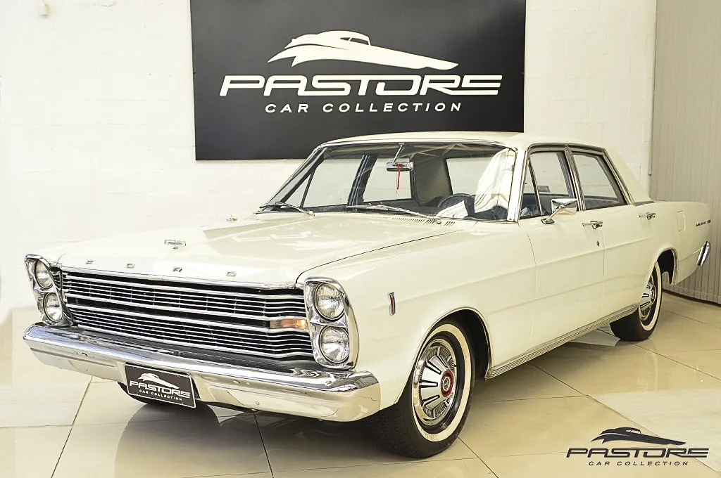 Ford Galaxie 500