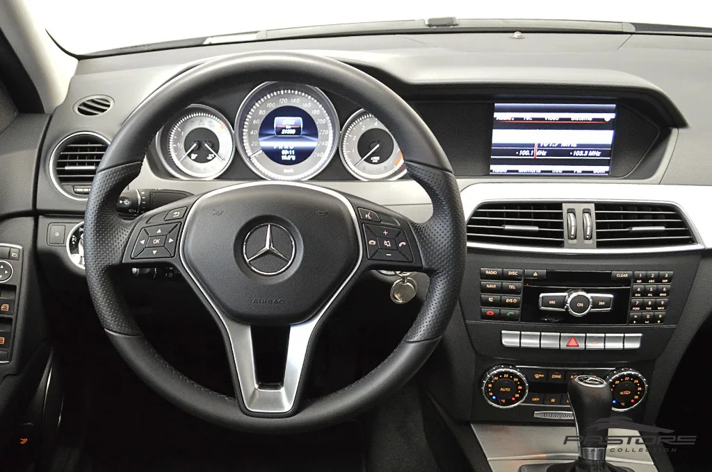 Mercedes-Benz C200 CGI Avantgarde