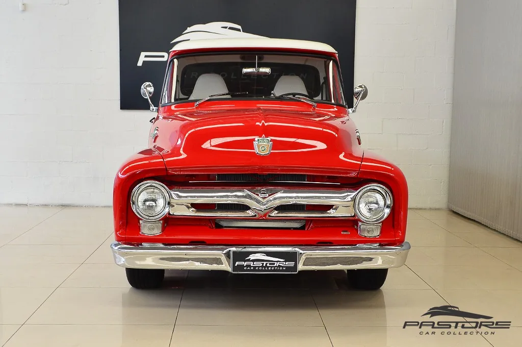 Ford F100 V8