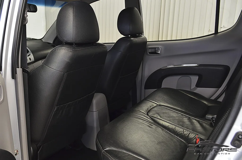 Mitsubishi L200 Triton 3.2D AT