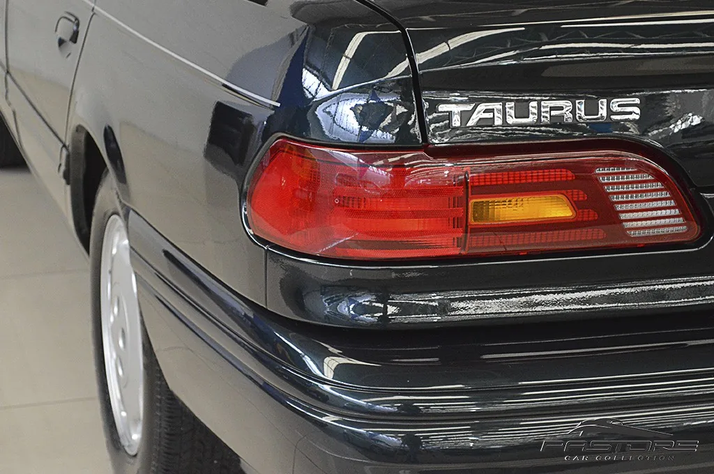 Ford Taurus GL