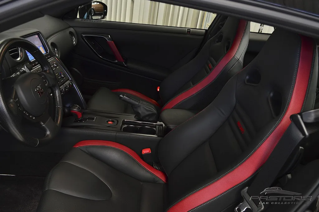 Nissan GT-R Black Edition