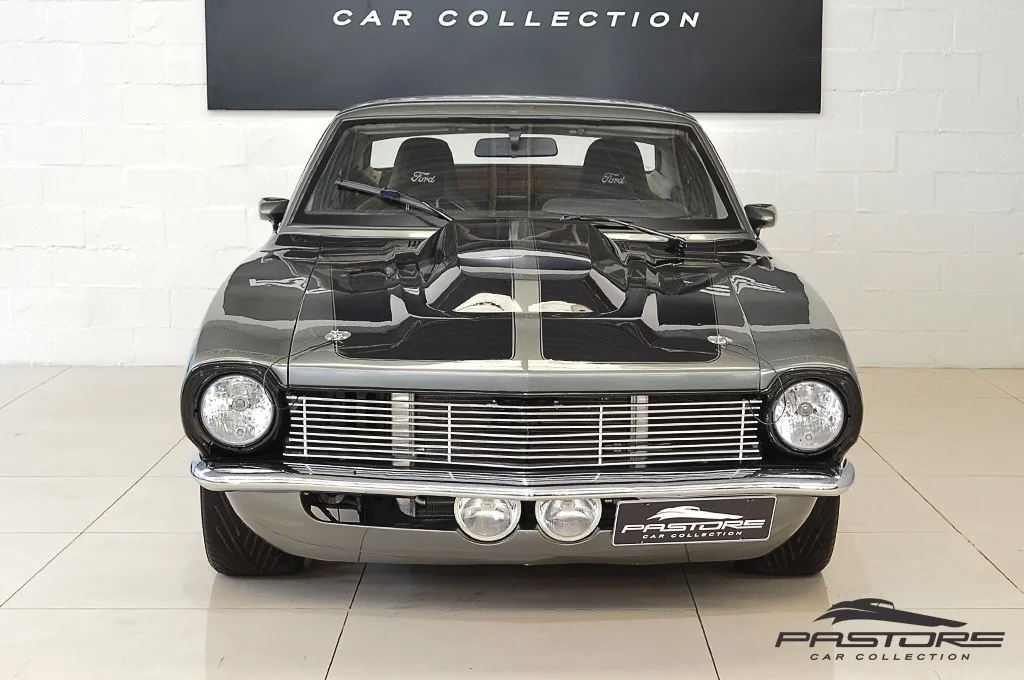 Ford Maverick V8