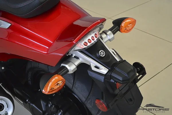 Yamaha V-Max 1800