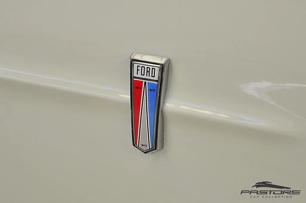 Ford Galaxie 500