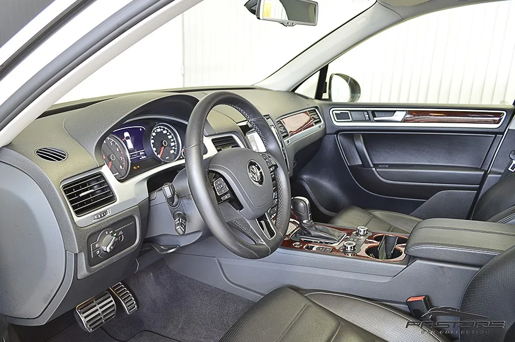 VW Touareg 4.2 V8