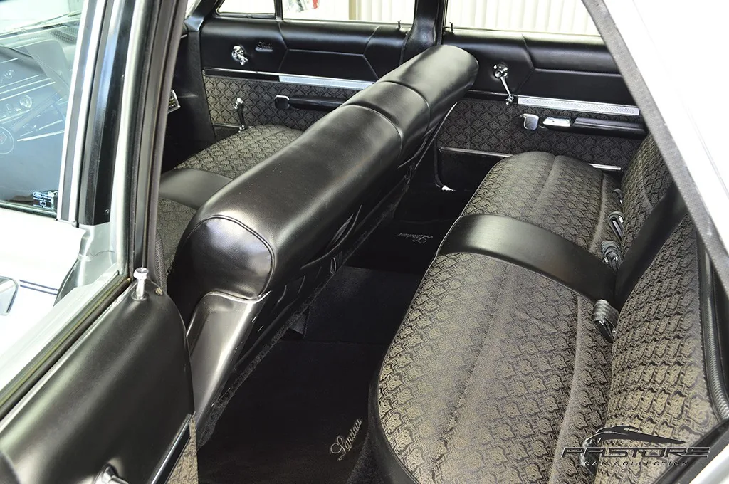 Ford Galaxie Landau
