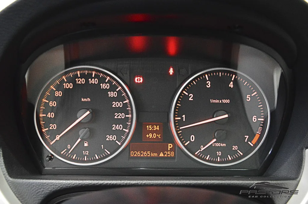 BMW 320i TOP
