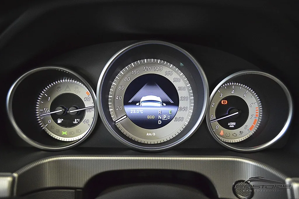 Mercedes-Benz E250 Turbo Avantgarde