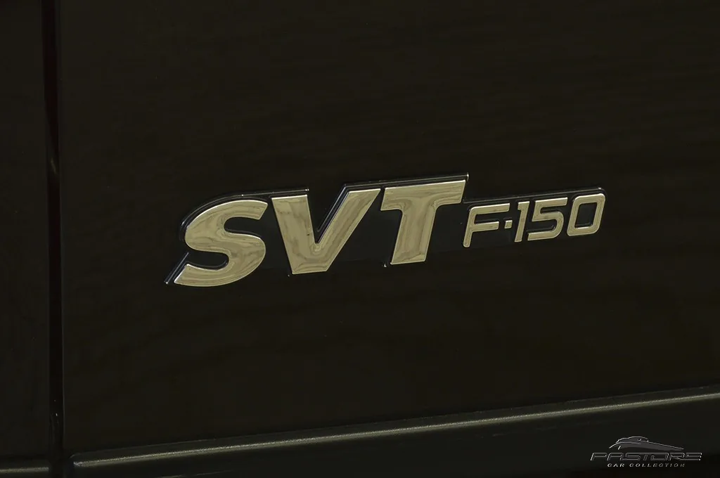 Ford F-150 SVT Lightning