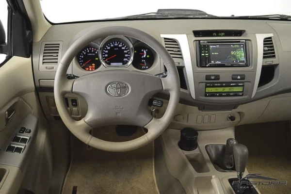 Toyota Hilux SW4 SRV 3.0 D-4D