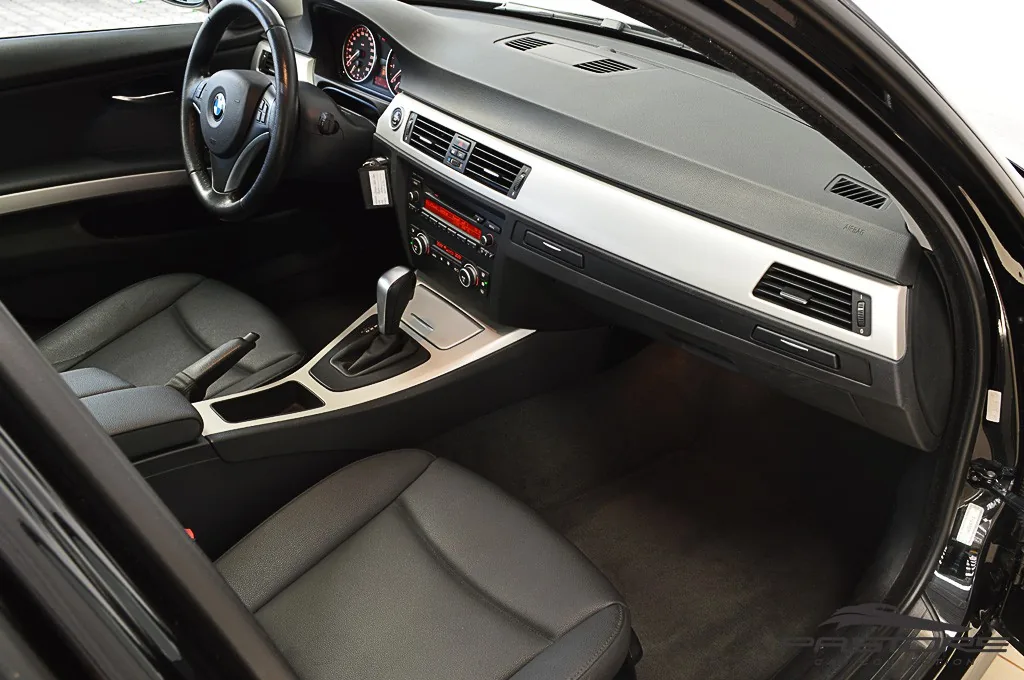 BMW 320i TOP