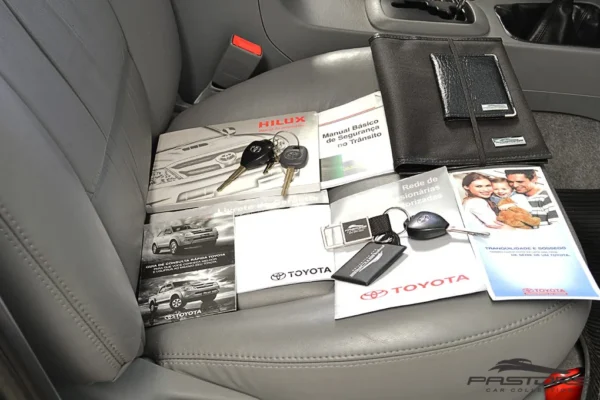 Toyota Hilux CD 4X4 SRV AT