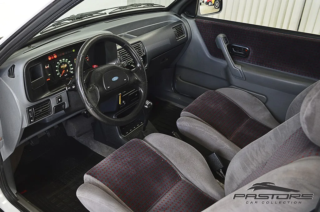 Ford Escort XR3