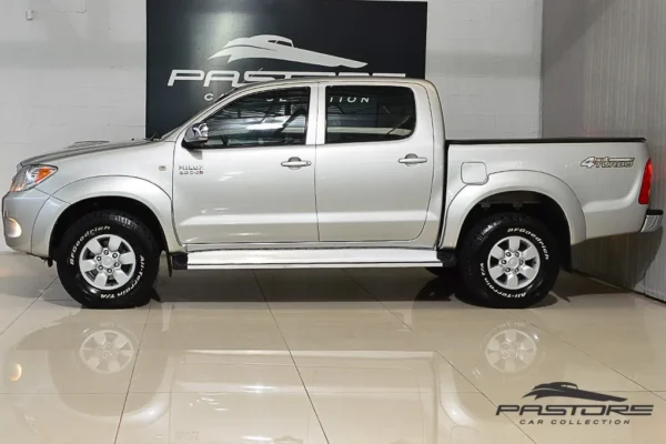 Toyota Hilux CD 4X4 SRV
