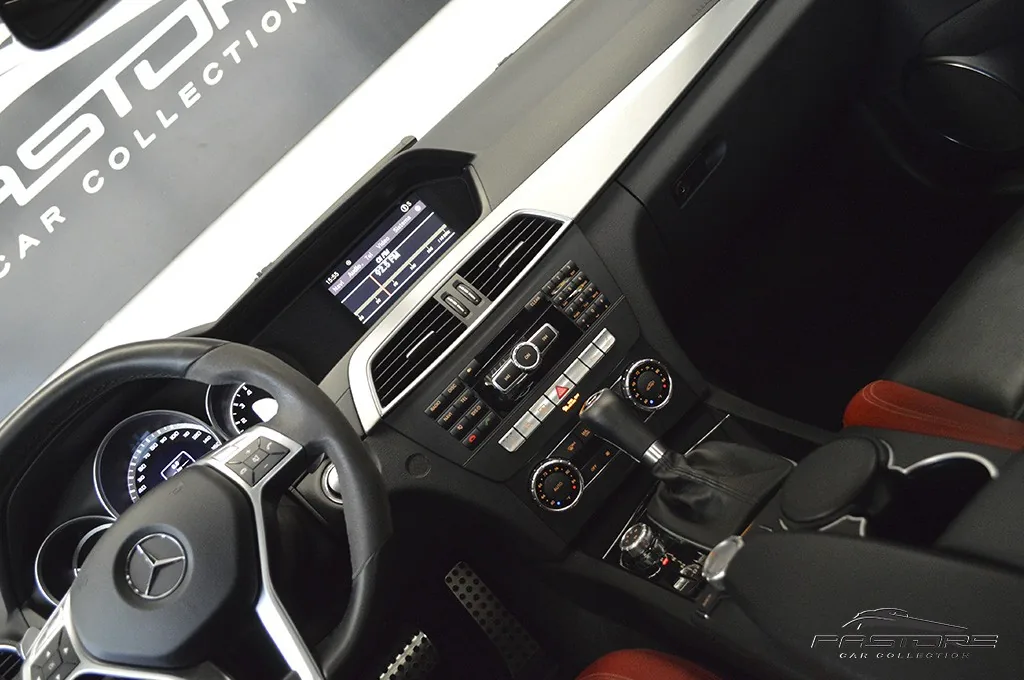Mercedes-Benz C63 AMG
