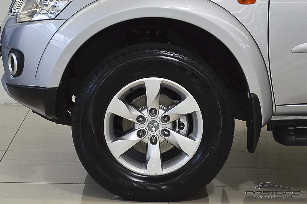 Mitsubishi Pajero Dakar 3.2 HPE