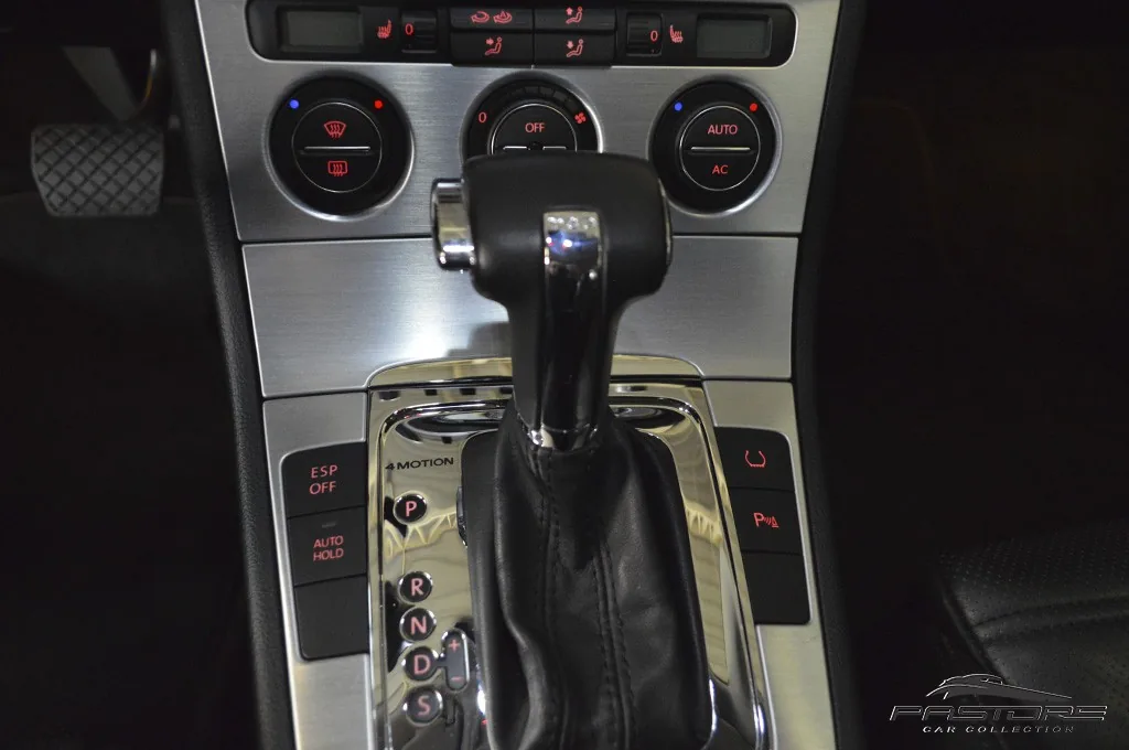 VW Passat Variant 3.2 V6