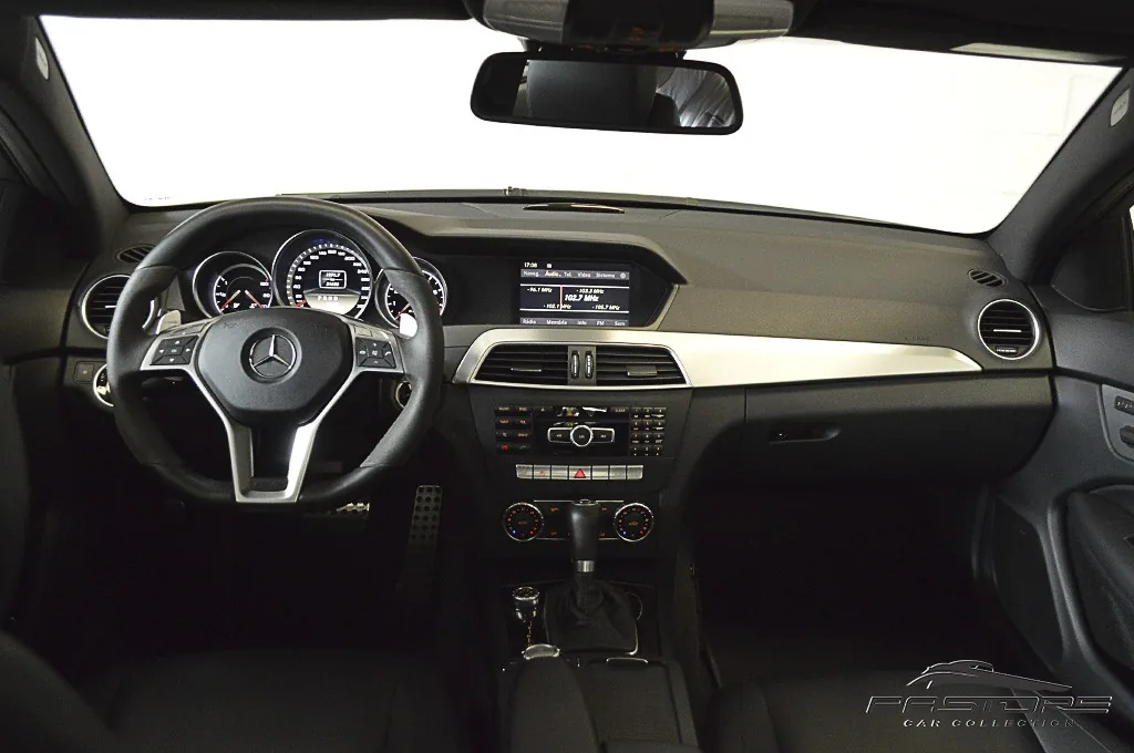 Mercedes-Benz C63 AMG Coupé