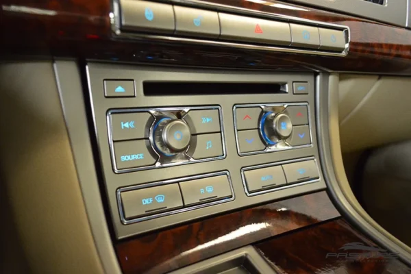 Jaguar XF Premium Luxury