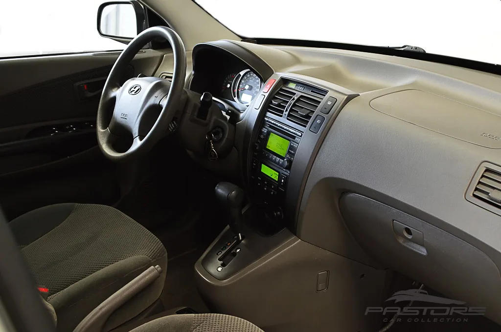Hyundai Tucson GLS AT