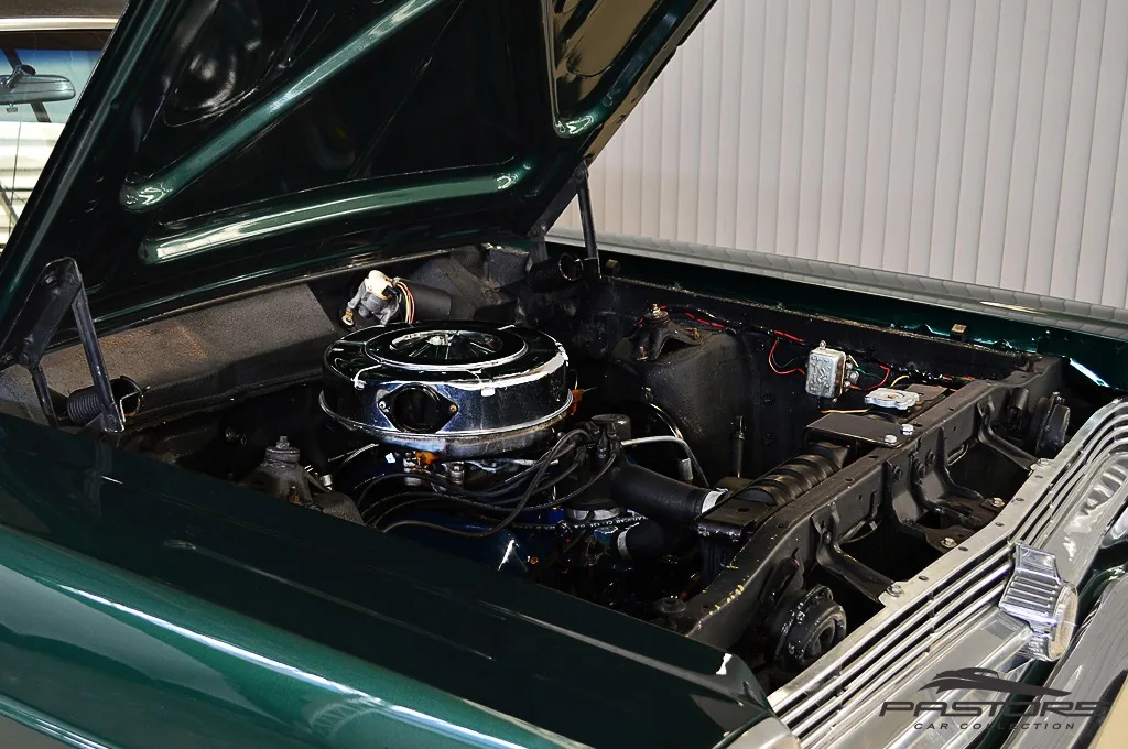 Ford Fairlane 500